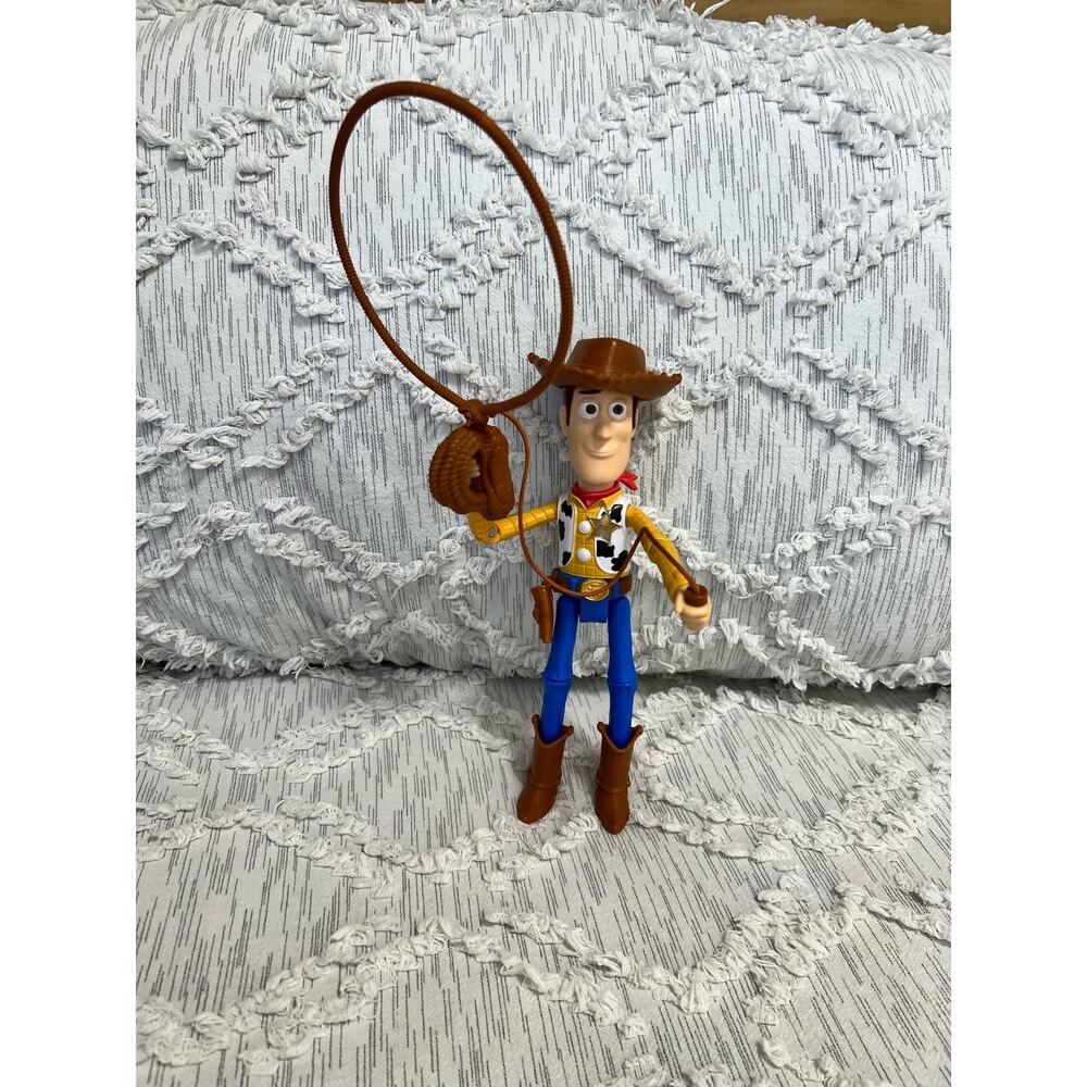 Disney Pixar Toy Story 2017 Launching Lasso Woody 9" Figure